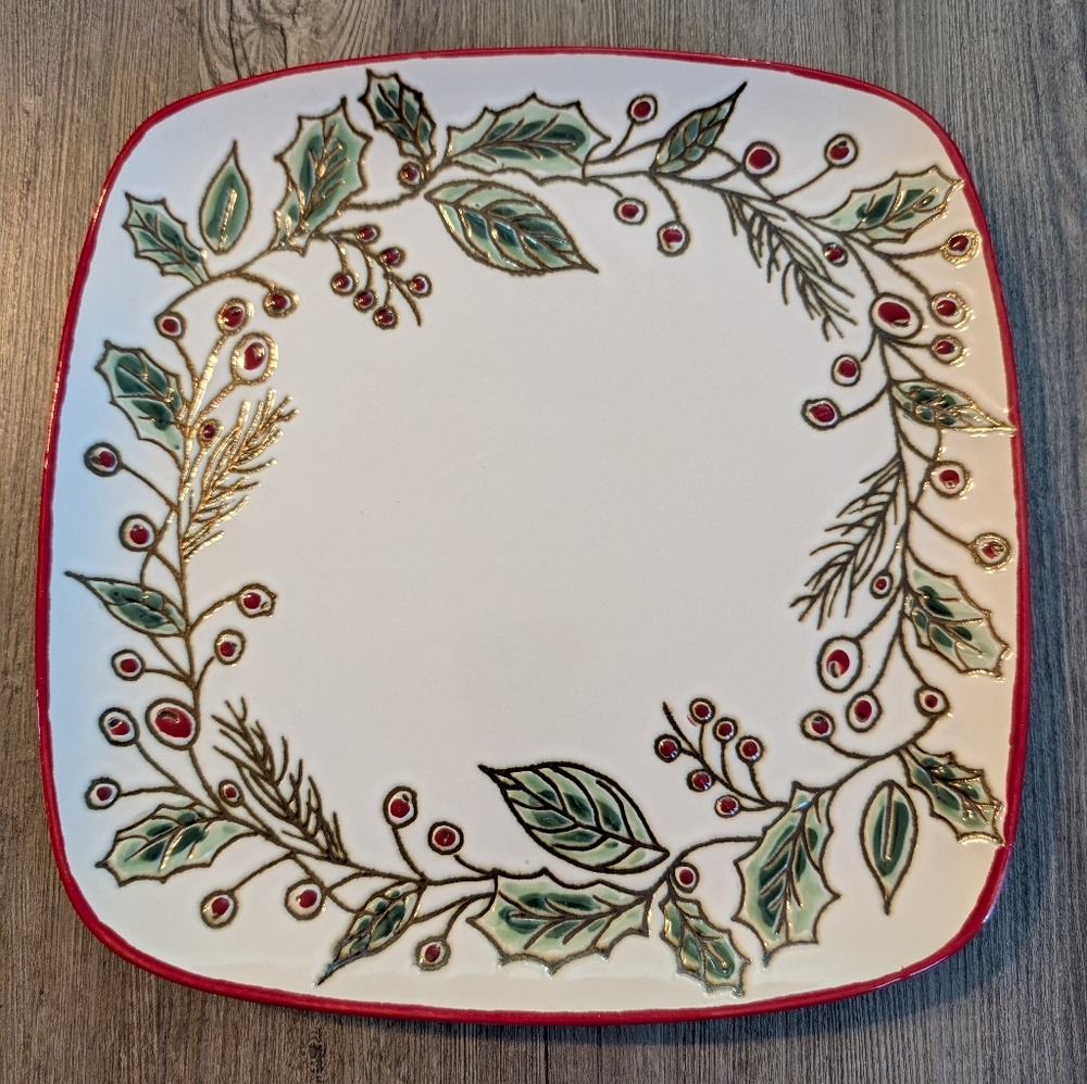 InHomeStylez Christmas Holly Berry Etched Square Dinner Plates (2) - Picture 10 of 16